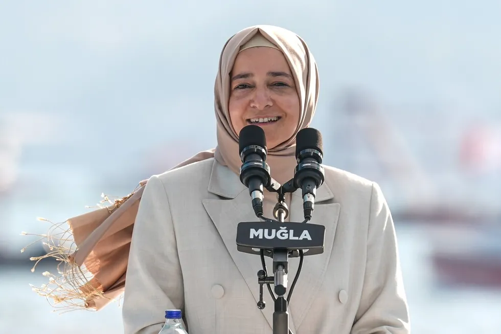 ak-partide-fatma-betul-sayan-kaya-icin-hukuki-surec-vurgusu-farkli-adimlar-atilacak-1790512198730.jpeg AK Parti'de Fatma Betül Sayan Kaya için "hukuki süreç" vurgusu: Farklı adımlar atılacak - 5