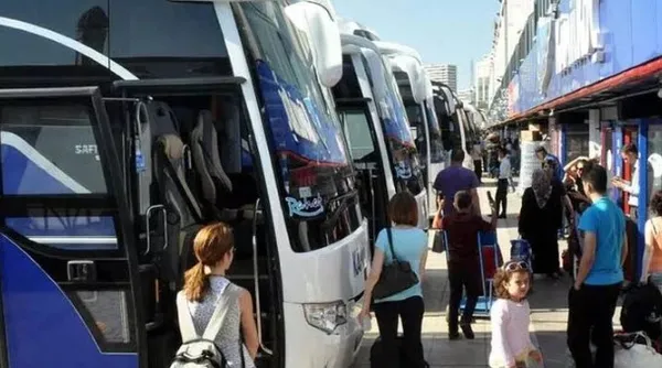 Kurban Bayramı’na günler kala otobüs biletleri tükendi! İşte Trabzon, Erzurum ve İzmir’in bilet fiyatları