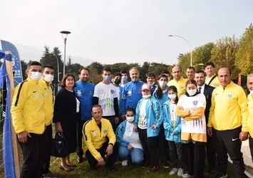 Bursa’da 250 bin çocuk sahaya iniyor