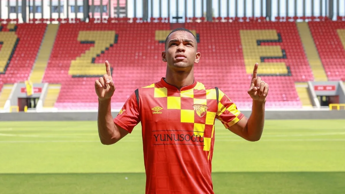 Göztepe Southampton'dan Juan Santos da Silva'yı transfer etti