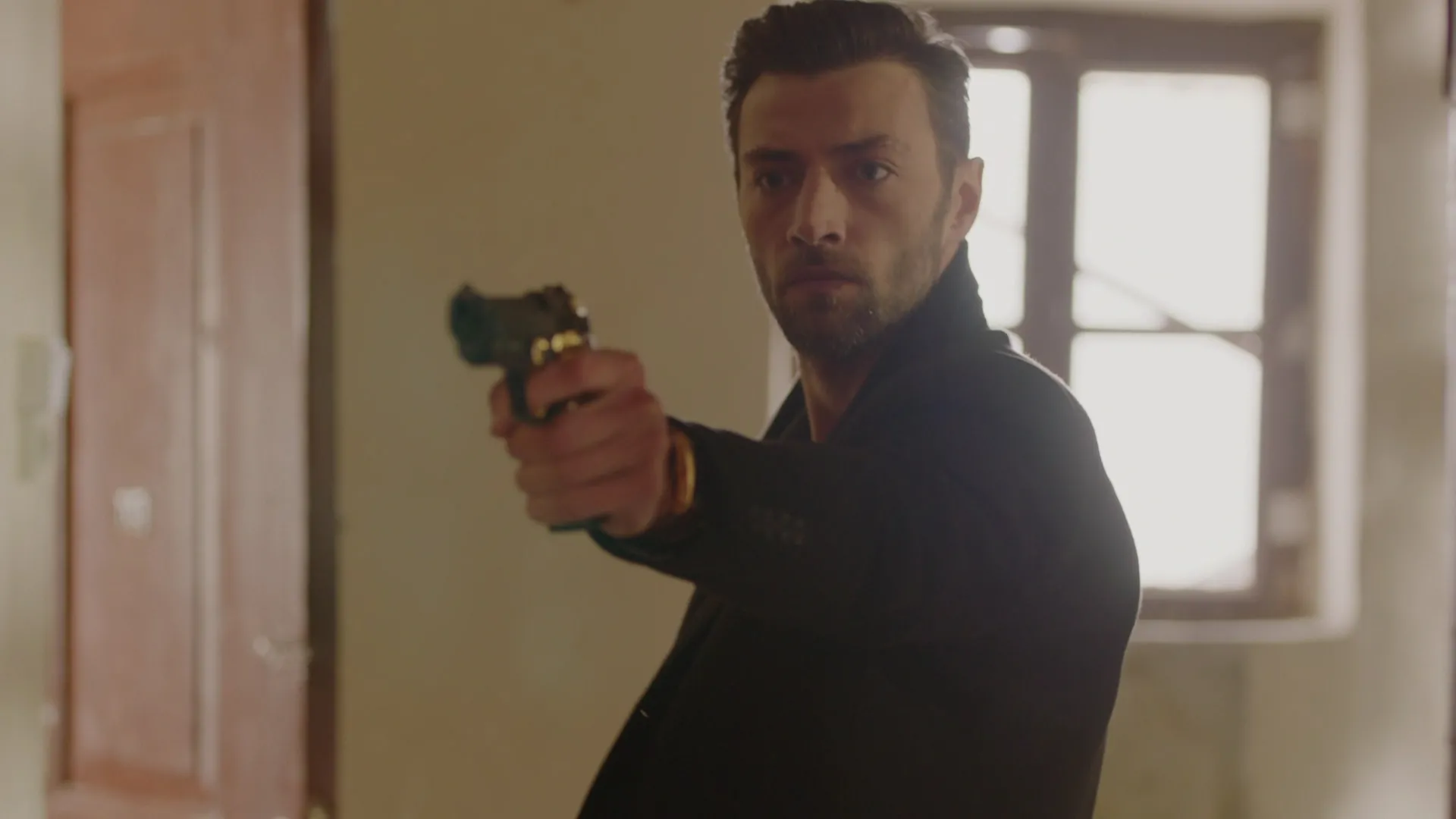 Maria ile Mustafa final bölümü fragmanı izle! "Mustafa'nın kafasına sıkacağım!"