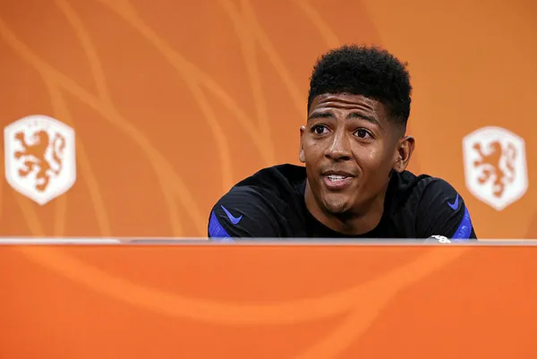 Galatasaray’a Van Aanholt müjdesi! Kulübünden ayrılma kararı aldı