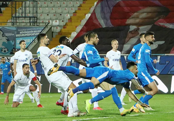 Denizlispor'dan sonra Süper Lig'den düşen 2 takım belli oldu - 4