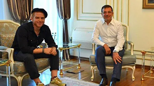 ibb-baskani-ekrem-imamoglu-kendisini-otobus-fotografi-nedeniyle-elestirenlere-parmak-salladi-viz-gelir-tiris-g-1651876726254.jpg İBB Başkanı Ekrem İmamoğlu kendisini otobüs fotoğrafı nedeniyle eleştirenlere parmak salladı! Vız gelir tırıs gider... - 4