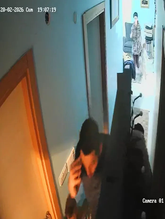 Yalova'da 14 aylık bebeğin yaralandığı komşu kavgası güvenlik kamerasına yansıdı - 1