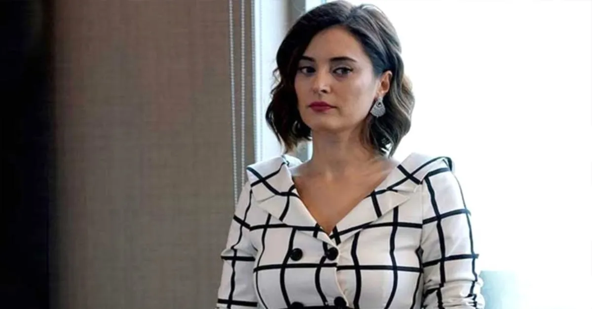 kirmizi oda nin kumru su sosyal medyayi salladi aslihan gurbuz un makyajsiz haline begeni yagdi