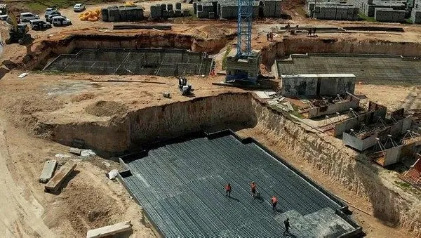 baskan-erdogan-adiyamana-gidiyor-deprem-bolgesinde-yaralar-sariliyor-1679904906180.jpeg Başkan Recep Tayyip Erdoğan Adıyaman'da: Bir yıl içinde 319 bin konutu teslim etmekte kararlıyız - 11