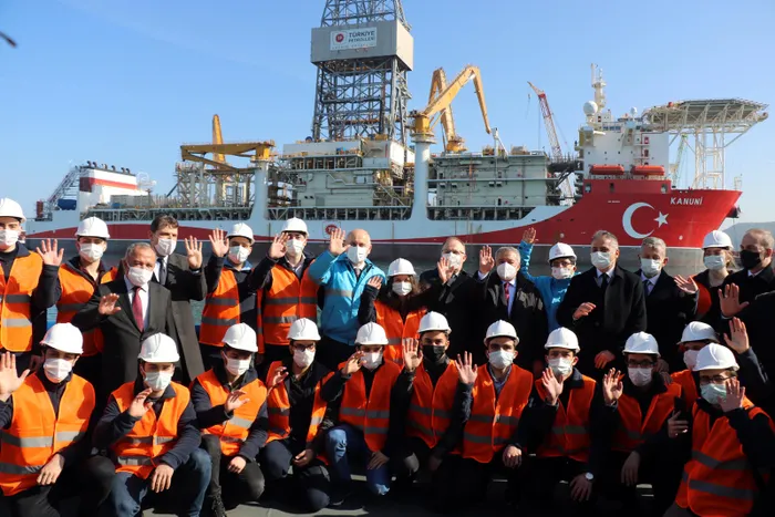 Ulaştırma ve Altyapı Bakanı Adil Karaismailoğlu müjdeyi verdi: Filyos Liman altyapısı yüzde 99.5’e ulaştı