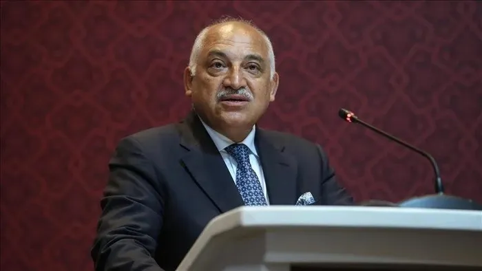 super-lig-kulupleri-mehmet-buyukeksinin-istifasi-icin-noter-huzurunda-imza-verecek-1712428419548.jpeg Süper Lig kulüpleri hareket geçti! Mehmet Büyükekşi'nin istifası için noter huzurunda imza verecek - 3