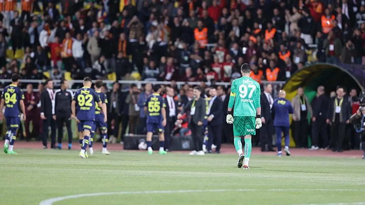 TFF'den flaş Süper Kupa kararı! Fenerbahçe ve Galatasaray PFDK'ya sevk edildi | Fenerbahçe'nin puanı silinecek mi? İşte o madde...