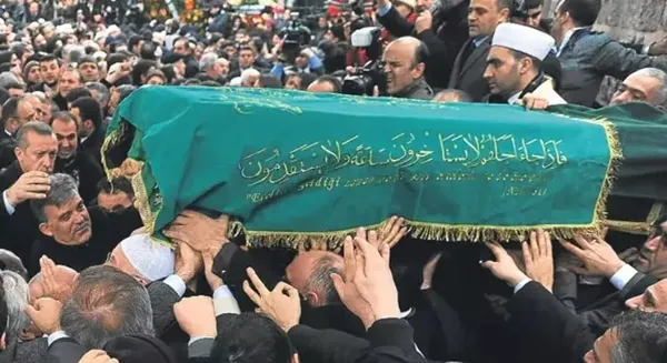 milletin-adami-olan-erbakan-hocanin-vefatinin-13yili-hoca-mucahit-ya-da-profesor-1709050475649.jpg Milletin adamı olan Erbakan Hoca’nın vefatının 13.yılı! Hoca, Mücahit ya da profesör…