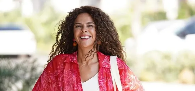 Gamze Topuz şarkıcılığa adım attı