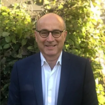 1780224810008.jpg Gazze'de görev yaptıktan sonra İngiltere'ye dönen Britanyalı cerrah Dr. Nick Maynard (Linkedin)