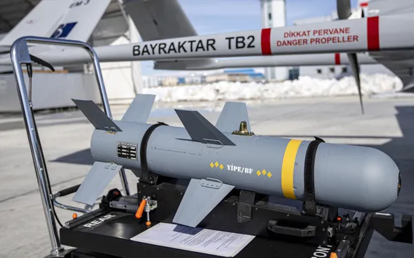 1649566868954.jpg Sırbistan da Bayraktar SİHA'lar için sıraya girdi! - 4