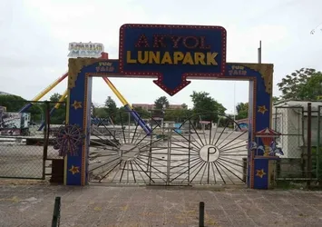 Samsun'da 53 yıllık lunapark tarih oldu