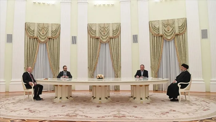 abdden-flas-aciklama-iran-rusyaya-yuzlerce-iha-verecek-1657573434679.jpg ABD'den flaş açıklama: İran Rusya'ya yüzlerce İHA verecek - 1