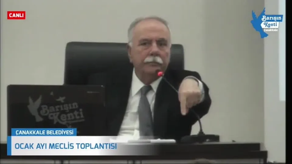 CHP’li Çanakkale Belediye Başkanı Ülgür Gökhan’ın kadın düşmanlığı!