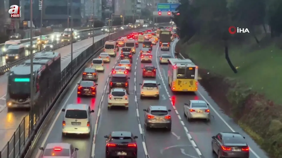 İstanbul’da sabah trafiği