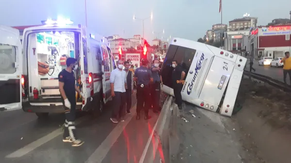 Son dakika | İstanbul Pendik'te otobüs yan yattı! Yaralılar var - 2