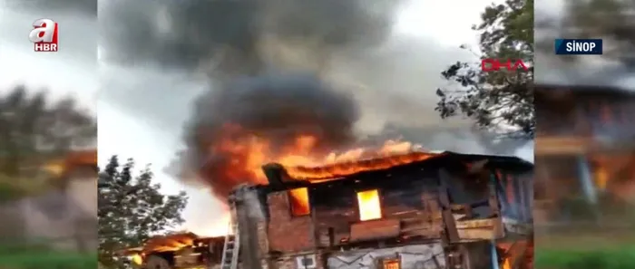 Sinop Ayancık’ta ilginç olay! Kül olan evdeki 2 Kur’an-ı Kerim yanmadı - 1