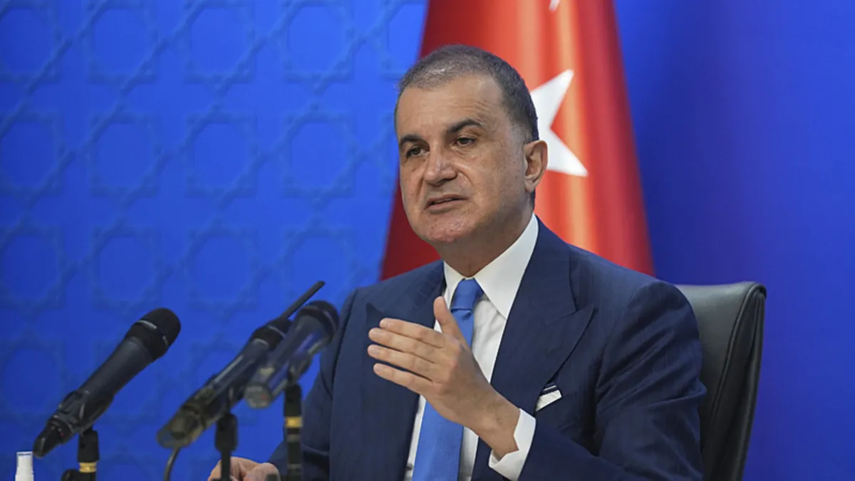 AK Parti Sözcüsü Ömer Çelik: Hükümete kılıç çektiler diyenler vesayeti diriltmek istiyor