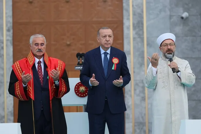 Yargıtay binasının açılışındaki dua rahatsız etti! Sabah yazarı Haşmet Babaoğlu yazdı: Proje bu kez yeni ve global - 1