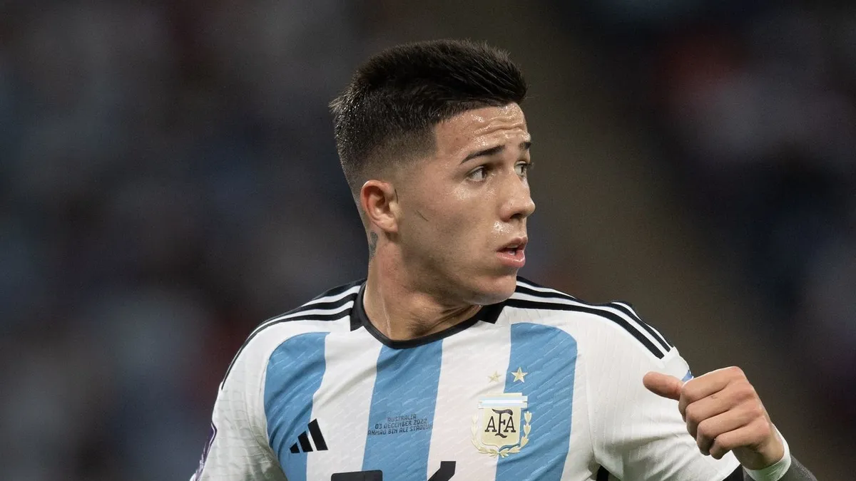Enzo Fernandez transferi tarihe geçti! Premier Lig'de rekor harcama dönemi
