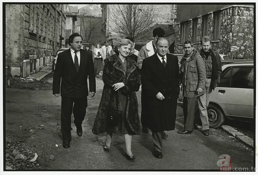 Bosna Hersek'in ilk Cumhurbaşkanı Merhum Aliya İzetbegoviç İslam düşmanlarına karşı bakın nasıl ant içmiş! 7