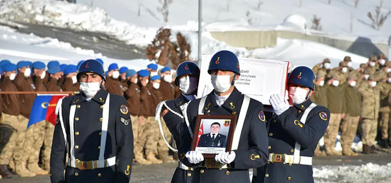 Yüksekova'da şehit olan Uzman Çavuş Ayberk Soyutemiz için tören düzenlendi