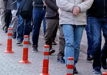 Sosyal medyada "Bungalov dolandırıcılığı"na operasyon! Gözaltındaki 10 kişiden 6'sı tutuklandı