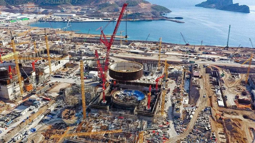 1788676769674.jpeg Akkuyu NGS’nin ilk ünitesinde test süreci devam ederken elektrik üretimi için 2026 sonu hedefleniyor. (AA)