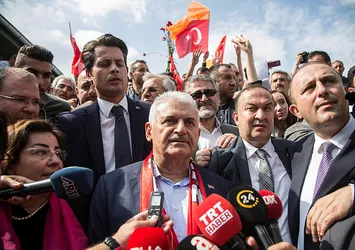 Binali Yıldırım: 23 Haziran'ın müjdesini burada görüyorum