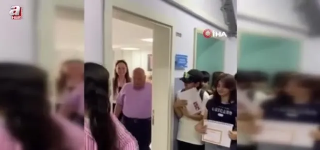 Eskişehir’de okul müdürüne duygusal veda