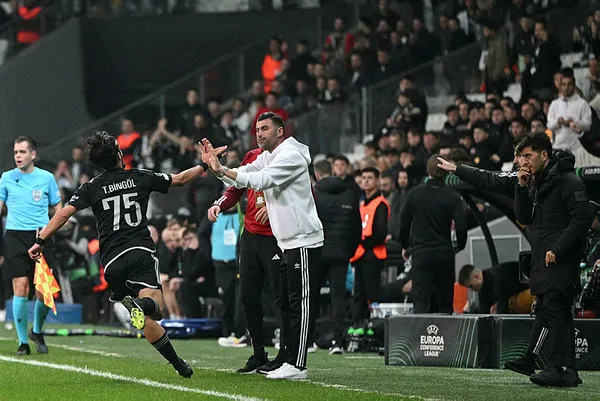 kara-kartal-evinde-dagildi-besiktas-1-2-bodo-glimt-mac-sonucu-1699559612852.jpg Kara Kartal evinde dağıldı! Beşiktaş 1-2 Bodo Glimt (MAÇ SONUCU)