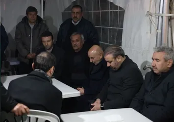 Cumhur İttifakı ABB Başkan adayı Altınok'tan şehit ailesine taziye ziyareti