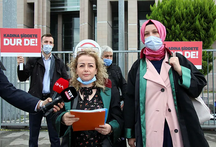 Son dakika: Başörtülüleri aşağılayan İBB yöneticisi Yeşim Meltem Şişli için hesap vakti! 9 yıla kadar hapis cezası isteniyor