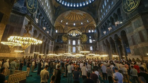 arefe-gunu-oruc-tutulur-mu-farz-mi-fazileti-ve-onemi-nedir-arife-gunu-oruc-tutarsa-2-yillik-oruc-sevabi-alir-m-1681819344861.jpg Arefe günü oruç tutulur mu, farz mı? Fazileti ve önemi nedir? Arife günü oruç tutarsa 2 yıllık oruç sevabı alır mı? - 2