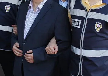 18 rütbeli askere FETÖ’den gözaltı