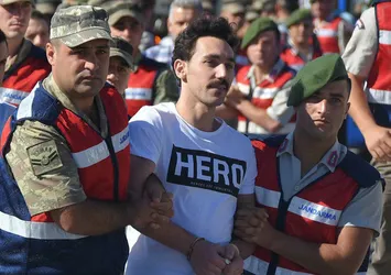 Cezaevinden FETÖ'cülere "hero" motivasyonu