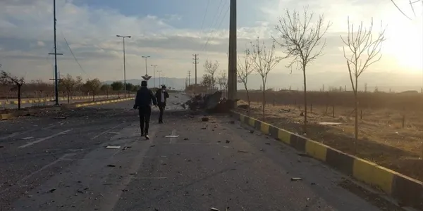 iranda-suikaste-ugrayan-muhsin-fahrizade-kimdir-israil-neyi-hedefledi-1606497278524.jpg İran'da suikaste uğrayan Muhsin Fahrizade kimdir? İsrail neyi hedefledi?