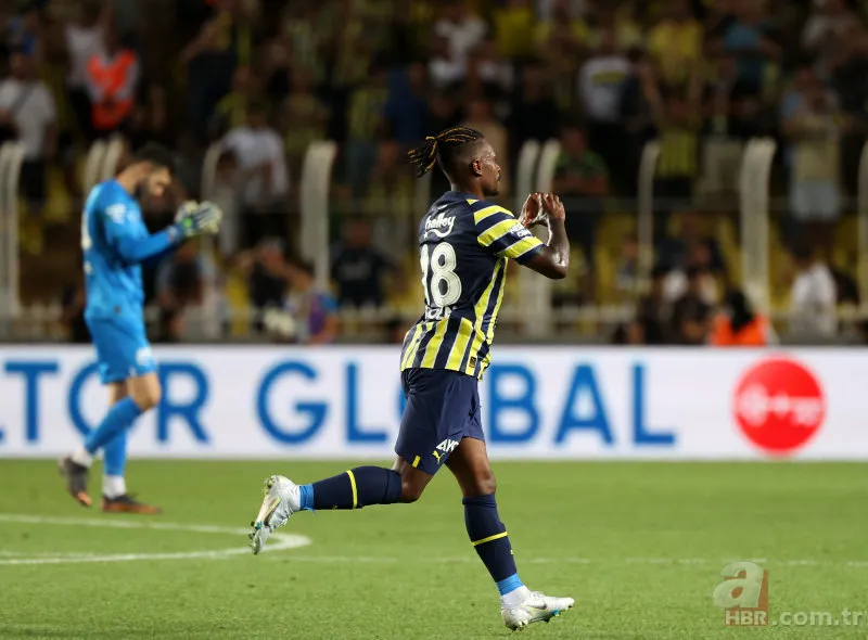 Fenerbahçe'de sürpriz veda! Geçen sene alınmıştı sözleşmesi feshediliyor 13