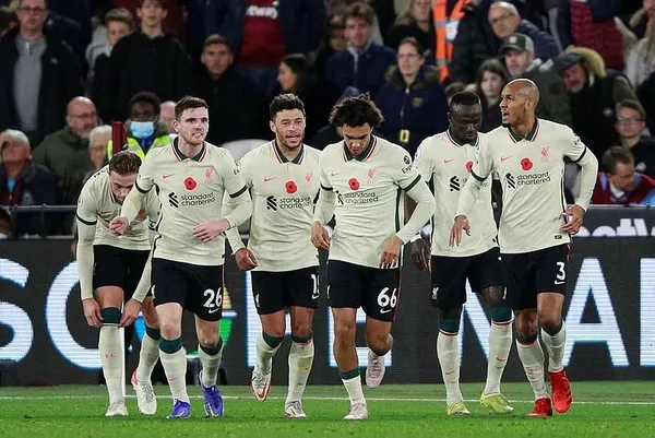 liverpoola-west-ham-darbesi-25-maclik-seri-sona-erdi-1636317074189.jpg Liverpool'a West Ham darbesi! 25 maçlık seri sona erdi - 2