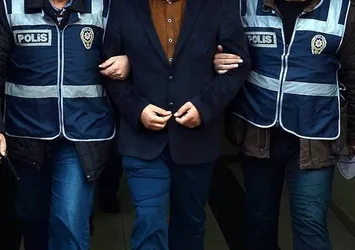 FETÖ’nün kuryesi kargoda yakalandı