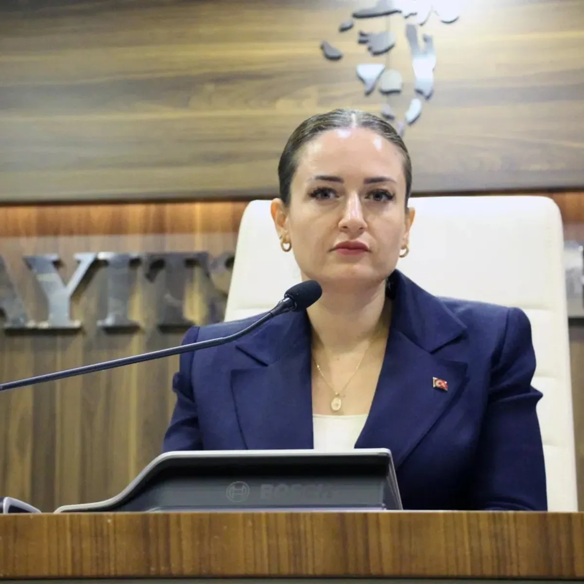 İzmir'in ardından bir büyükşehir daha AK Parti'ye mi katılıyor?