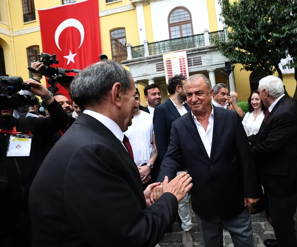 dursun-ozbek-yeniden-baskan-secildi-1779547517819.jpg Fotoğraf (İHA)