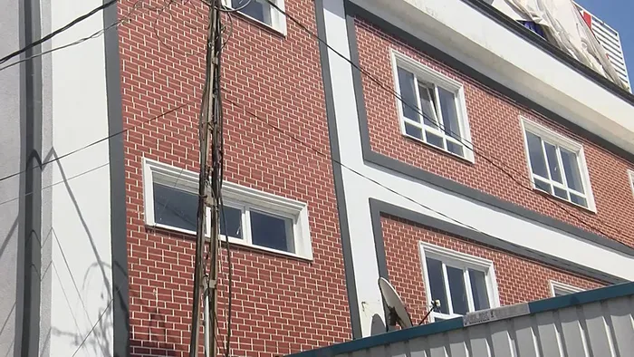 okul-muduru-ibrahim-oktuganin-oldurulmesinde-carpici-guvenlik-detayi-saldiri-oncesi-iceriye-gitmis-1715175281888.jpg Okul müdürü İbrahim Oktugan'ı öldüren Irak uyruklu öğrenci tutuklandı! Saldırganın ifadesi de ortaya çıktı... - 5