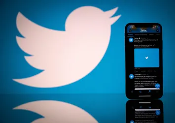 Son dakika: Facebook yola geldi! Gözler Twitter'da! Parayı kaçırmanın peşindeler