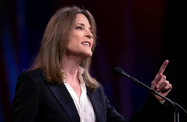 yazar-marianne-williamson-abdde-baskanlik-secimlerine-resmen-aday-oldu-1677967059074.jpg Yazar Marianne Williamson ABD'de başkanlık seçimlerine resmen aday oldu: ABD'yi onaracağım - 3