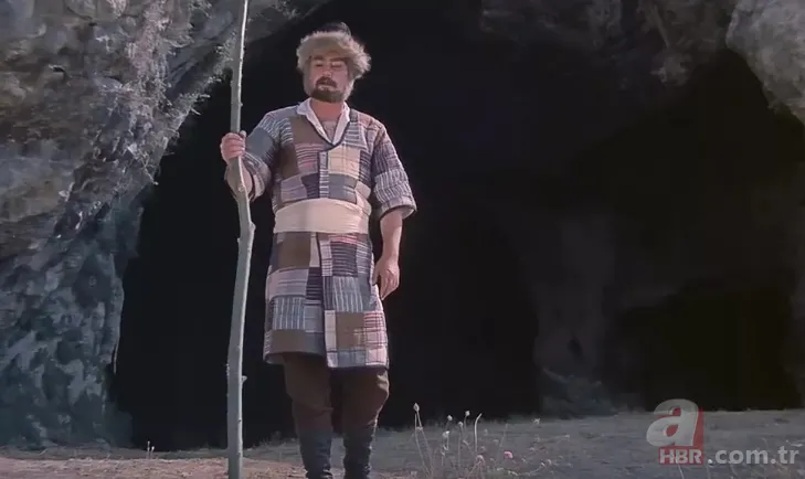 Kemal Sunal efsanesi Gerzek Şaban filmi ile ilgili şaşırtan gerçek! Mafya şefi ve Tarkan'ın yıldızı aynı kişi çıktı 5