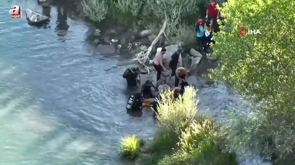 Serinlemek için çaya giren genç boğuldu